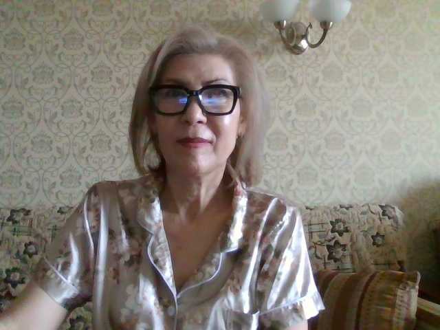 Elegant00Lady