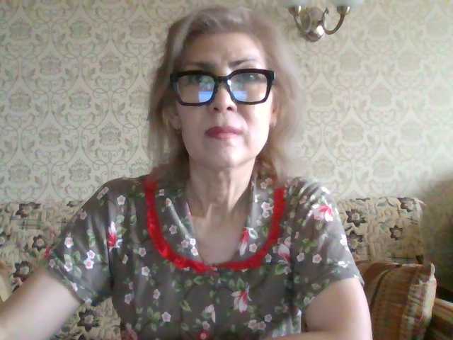 Elegant00Lady