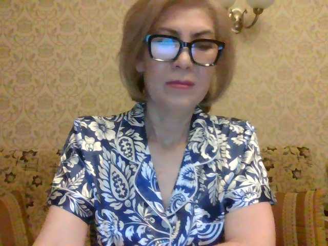 Elegant00Lady