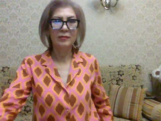 Elegant00Lady live cam on BongaCams