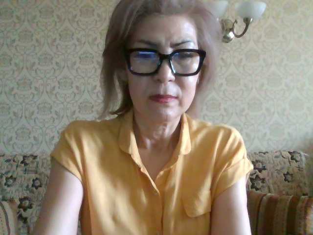 Elegant00Lady live cam on UnifiedCams