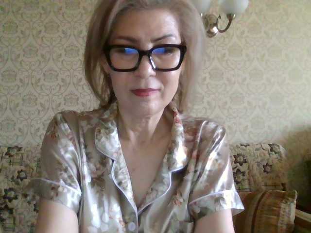 ElegantLady00 live webcam show