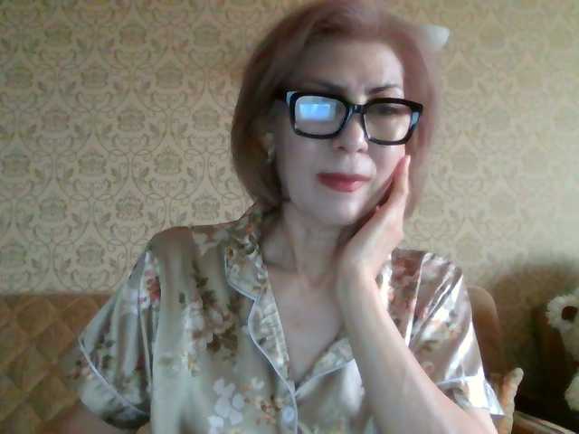 Elegant00Lady live cam on BongaCams
