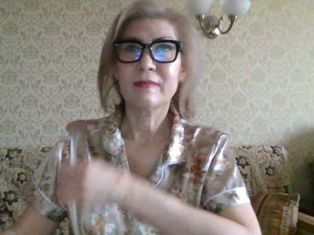 Elegant00Lady live cam on BongaCams
