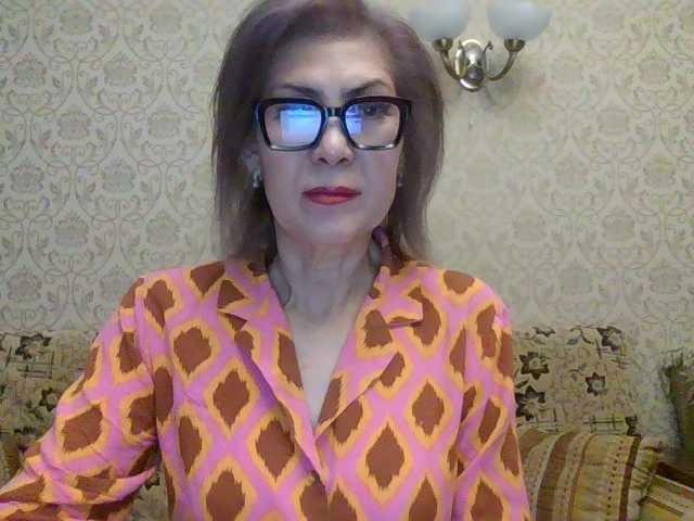 Elegant00Lady live cam on BongaCams