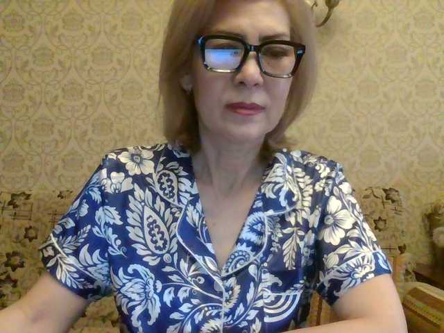 Elegant00Lady