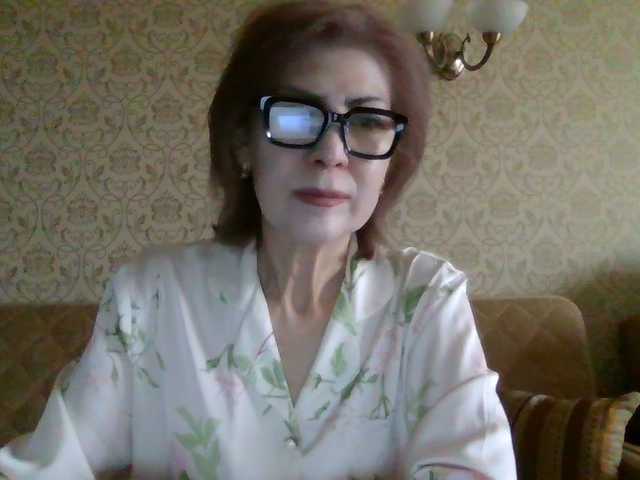 Elegant00Lady's BongaCams show and profile