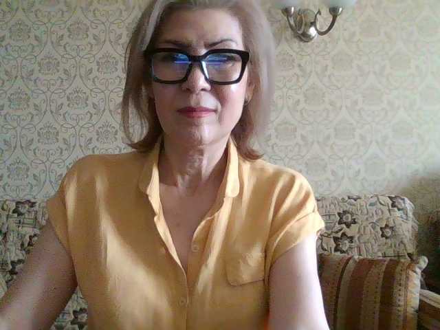 Elegant00Lady
