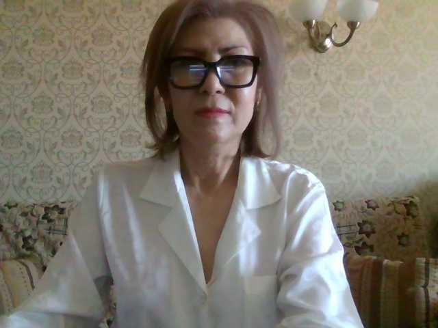 Elegant00Lady live cam on BongaCams