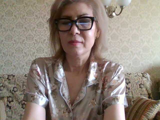 Elegant00Lady live cam on BongaCams