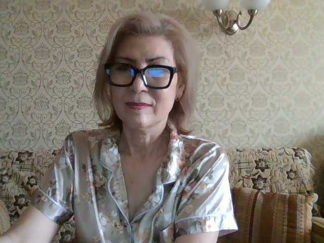 Elegant00Lady