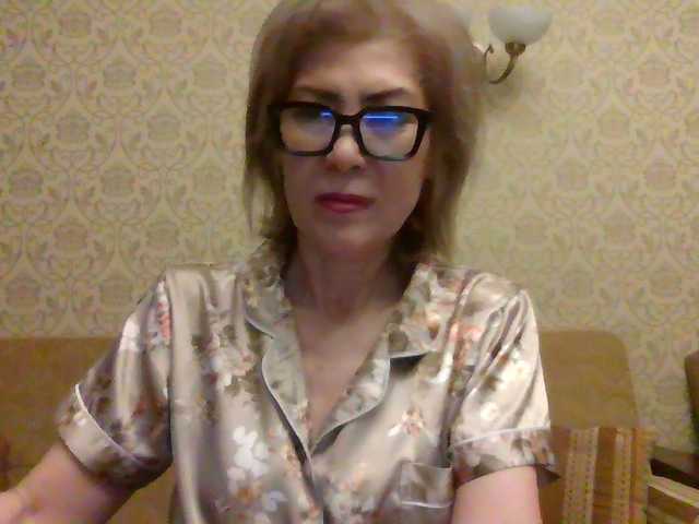 Elegant00Lady live cam on BongaCams