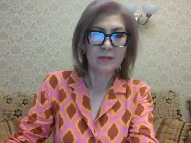Elegant00Lady live cam on BongaCams