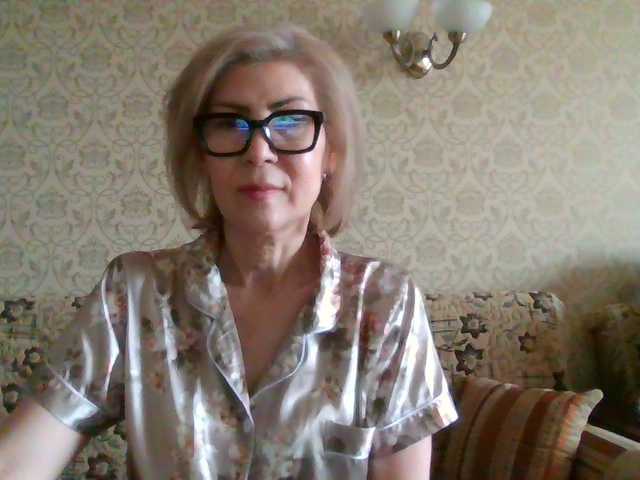 Elegant00Lady live cam on BongaCams