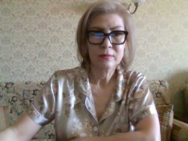 Elegant00Lady live cam on BongaCams