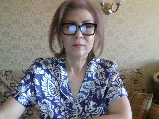 Elegant00Lady live cam on BongaCams