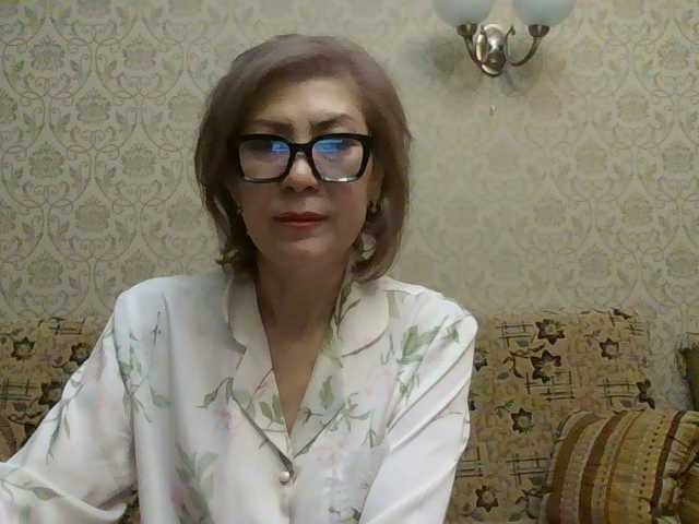 Elegant00Lady