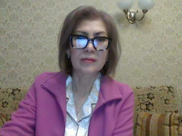 ElegantLady00 live cam preview