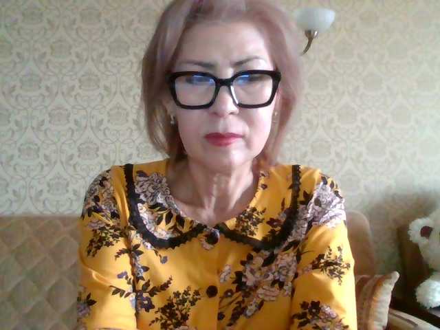 Elegant00Lady live cam on BongaCams