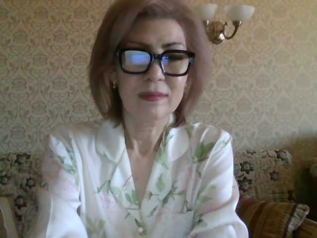 Elegant00Lady