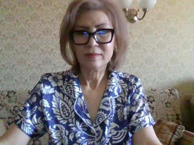 Elegant00Lady