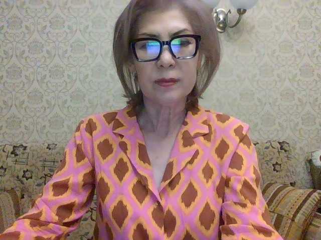 Elegant00Lady