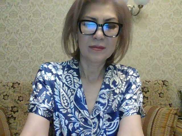 Elegant00Lady