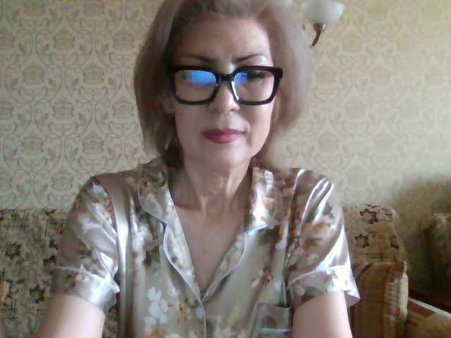 Elegant00Lady live cam on BongaCams