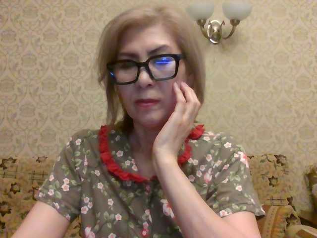 Elegant00Lady live cam on BongaCams