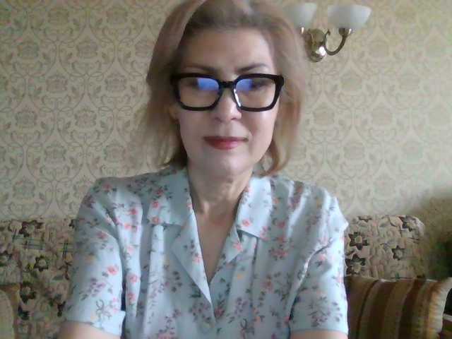 Elegant00Lady