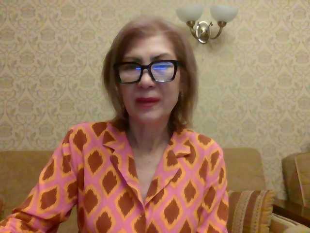 ElegantLady00 webcam