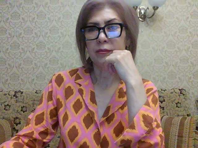 Elegant00Lady