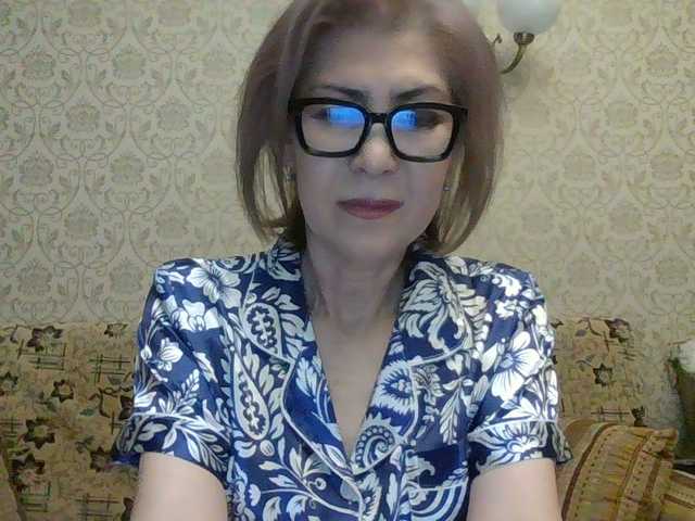 Elegant00Lady