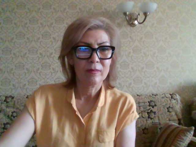 Elegant00Lady