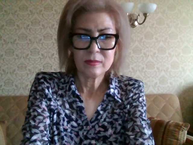 Elegant00Lady live cam on BongaCams
