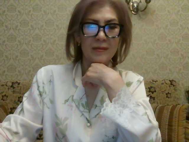 Elegant00Lady live cam on BongaCams