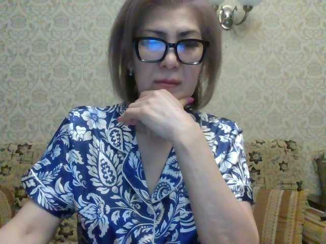 Elegant00Lady