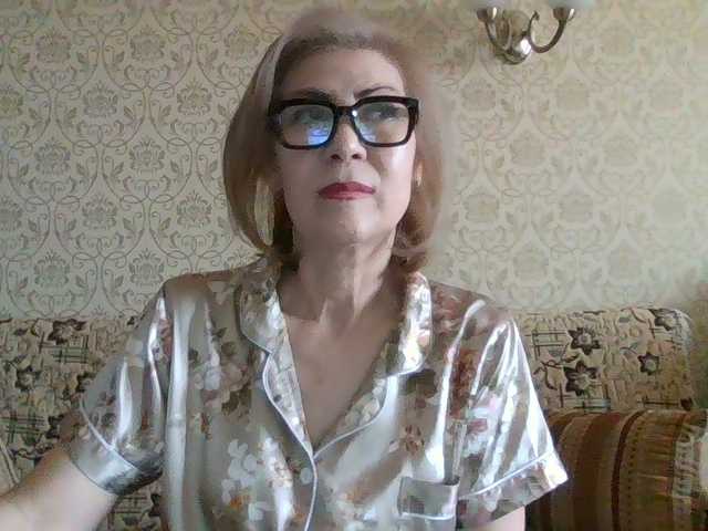 ElegantLady00 live cam