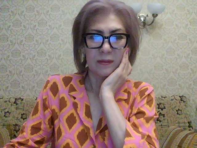 Elegant00Lady live cam on BongaCams