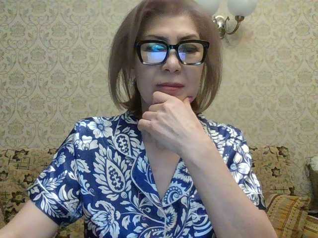 Elegant00Lady