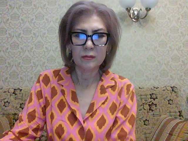 Elegant00Lady