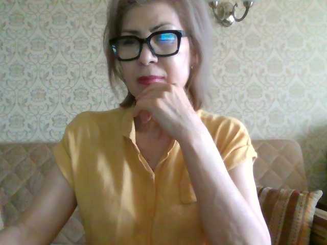 Elegant00Lady