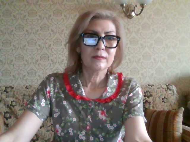 Elegant00Lady