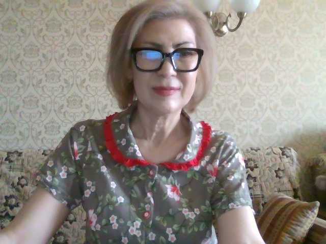 Elegant00Lady