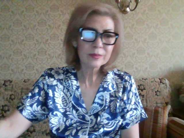 Elegant00Lady