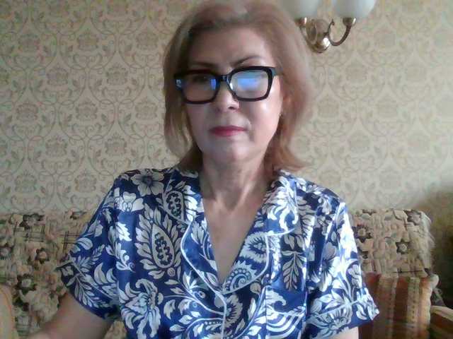 Elegant00Lady