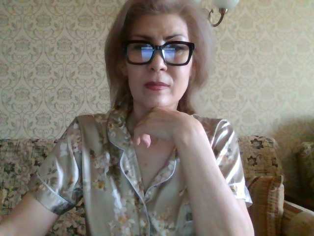 Elegant00Lady
