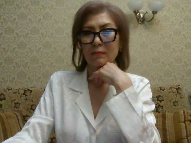 Elegant00Lady
