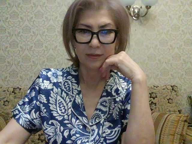 Elegant00Lady live cam on BongaCams