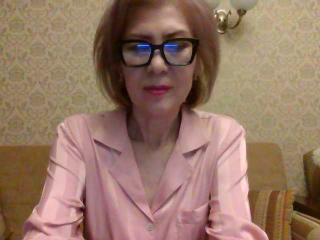 Elegant00Lady live cam on BongaCams